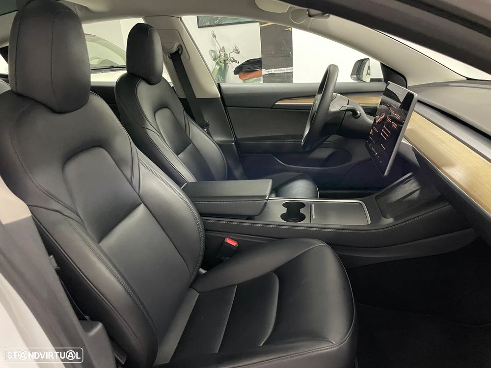 Tesla Model 3 Long Range Tração Traseira - 17