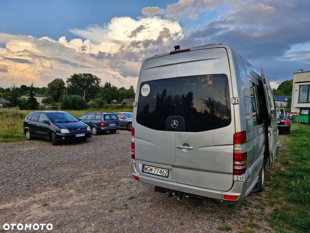 Mercedes-Benz Sprinter - 2