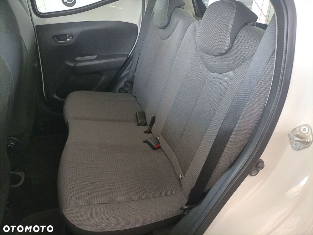 Toyota Aygo - 12