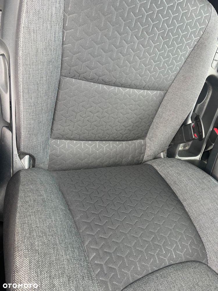 Toyota Yaris Cross Hybrid 1.5 Comfort 4x4 - 4