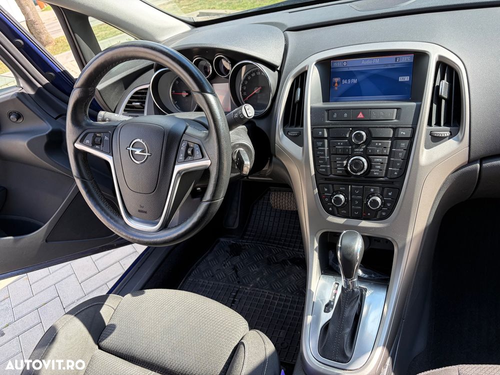 Opel Astra 2.0 CDTI DPF Automatik Exklusiv - 8