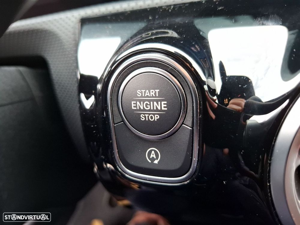 Mercedes-Benz A 200 - 18