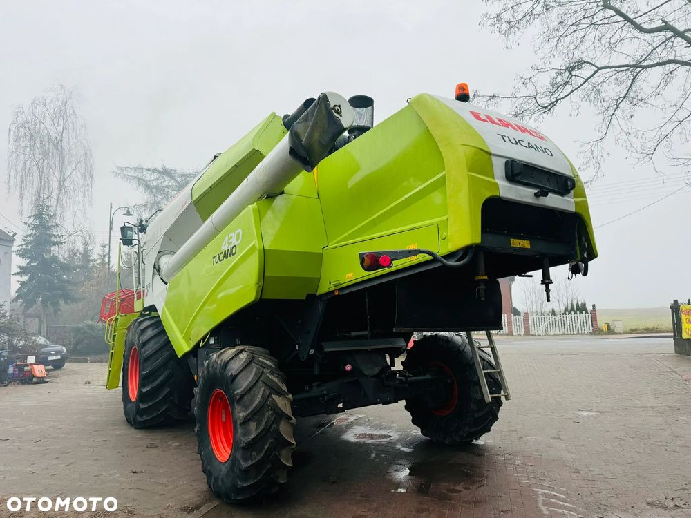Claas TUCANO 430 APS - 16