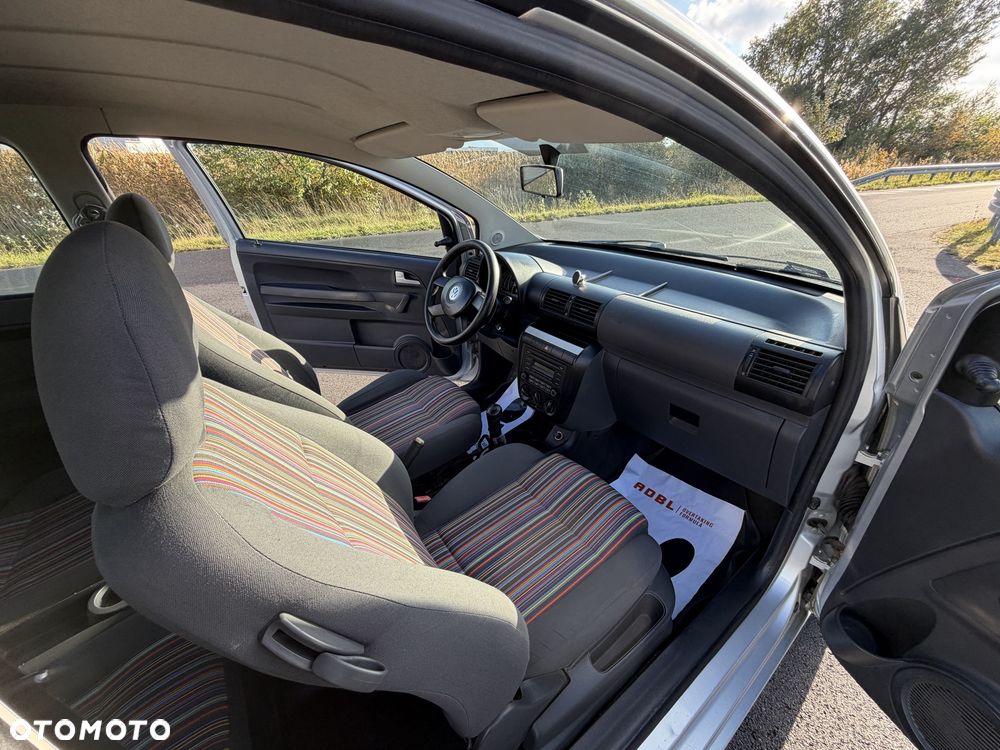 Volkswagen Fox - 6