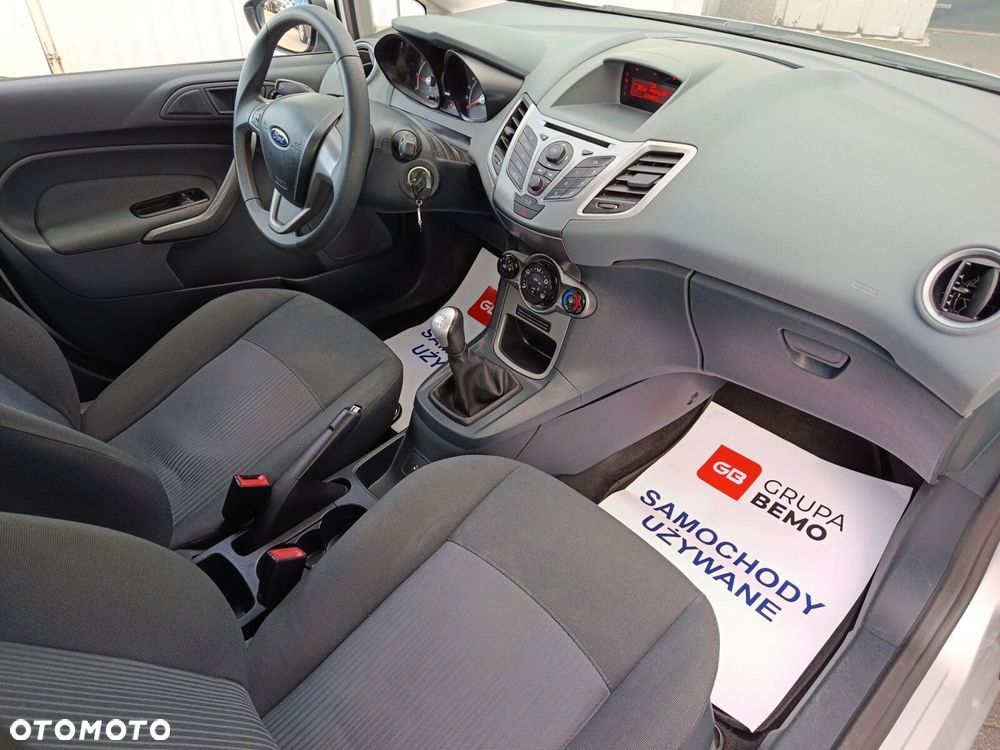 Ford Fiesta 1.25 Ambiente EU5 - 16
