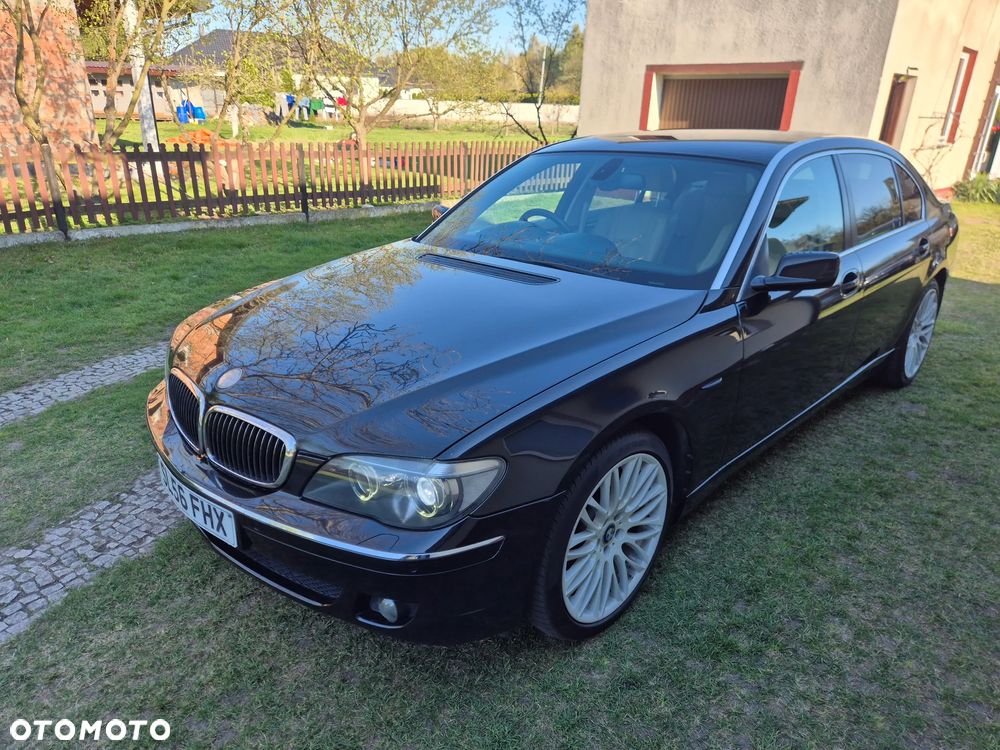 BMW Seria 7 - 16