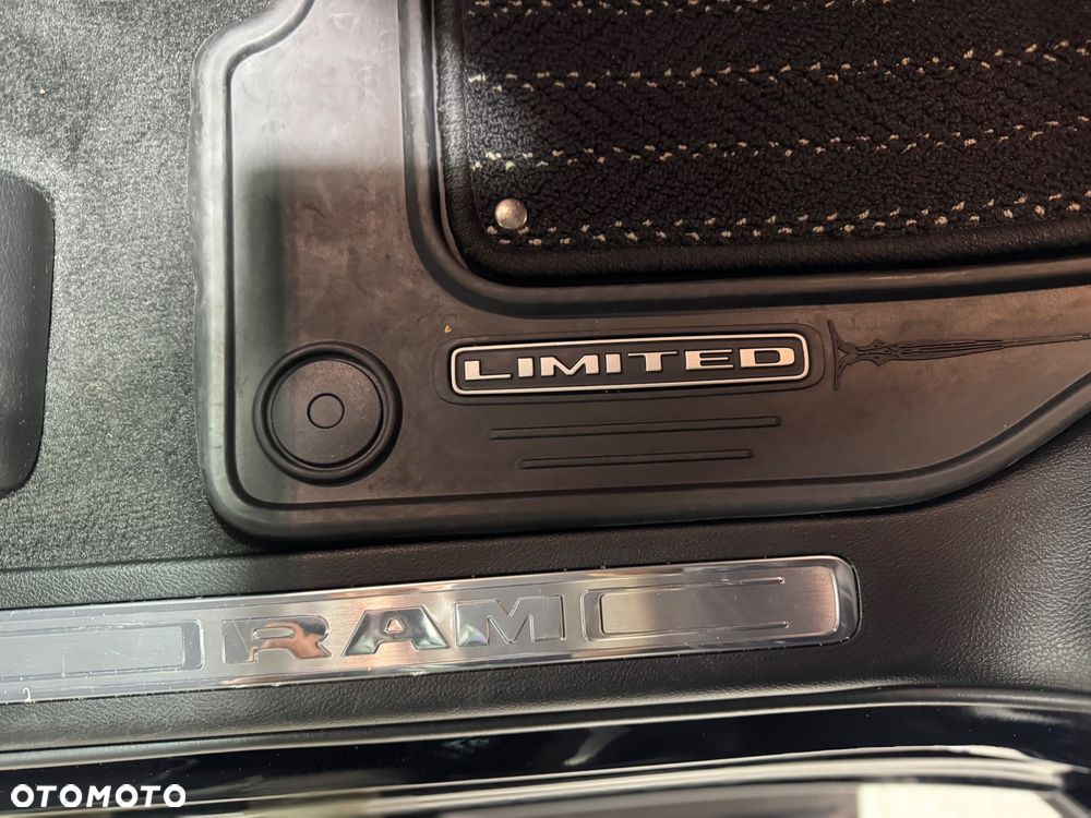 RAM 1500 - 22