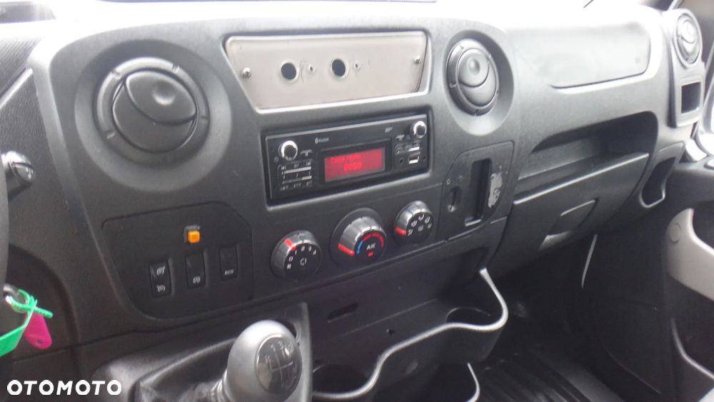 Renault Master - 11