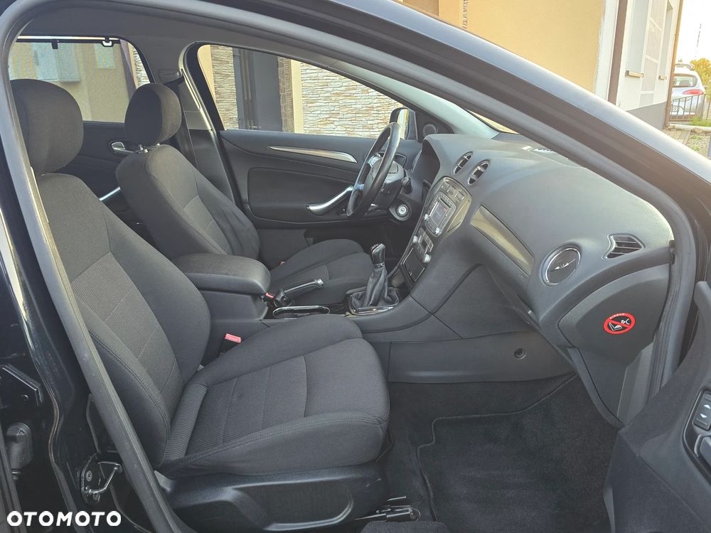 Ford Mondeo 2.0 Viva Titanium - 25