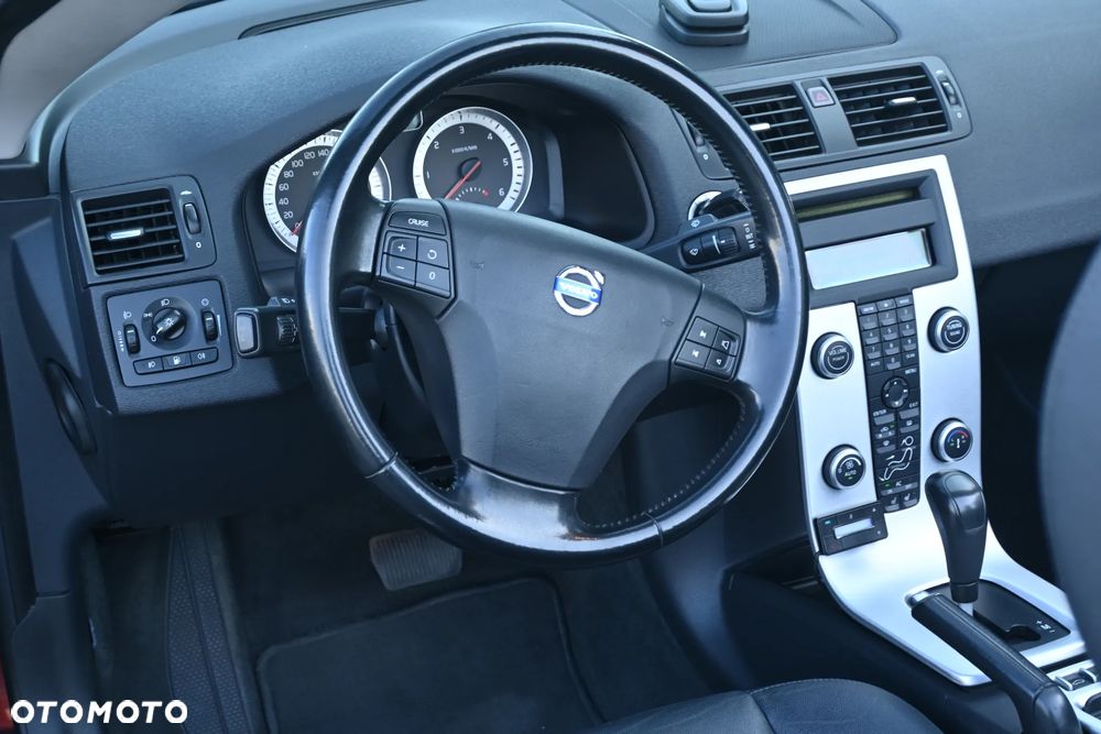 Volvo C70 2.0D Powershift Momentum - 32