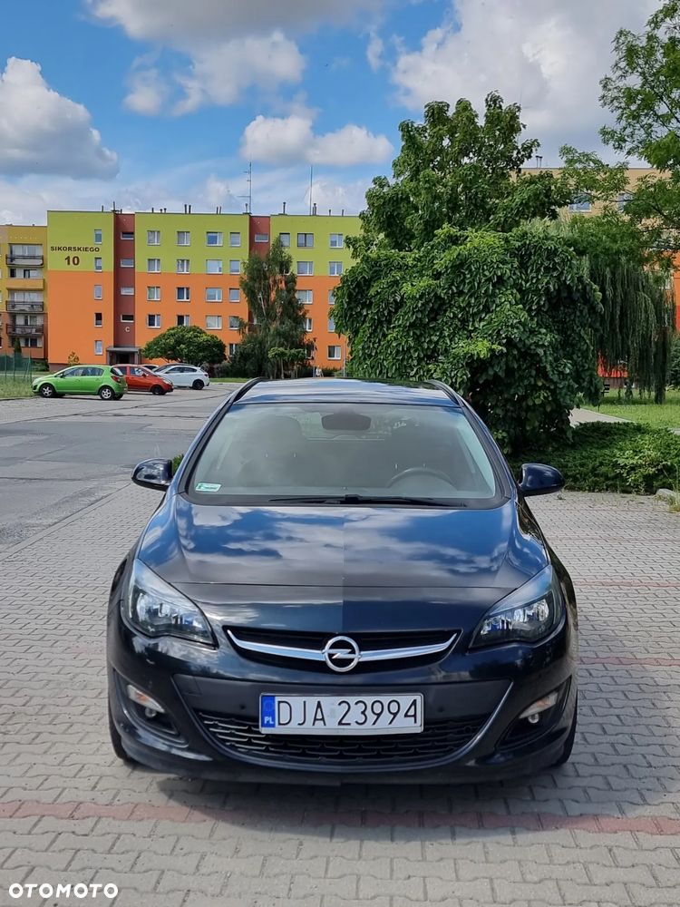 Opel Astra IV 1.4 T Sport - 2