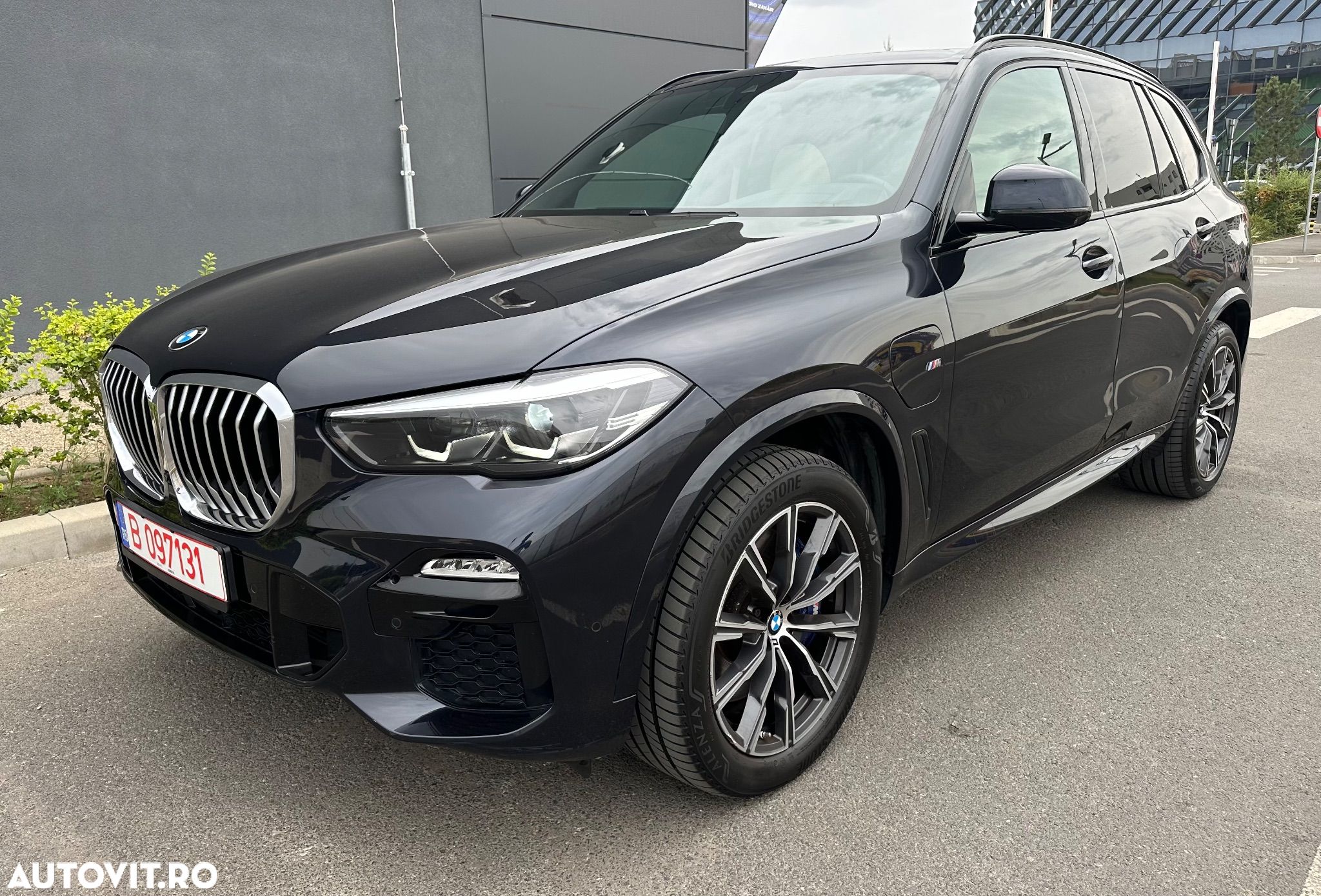 BMW X5 xDrive45e - 1