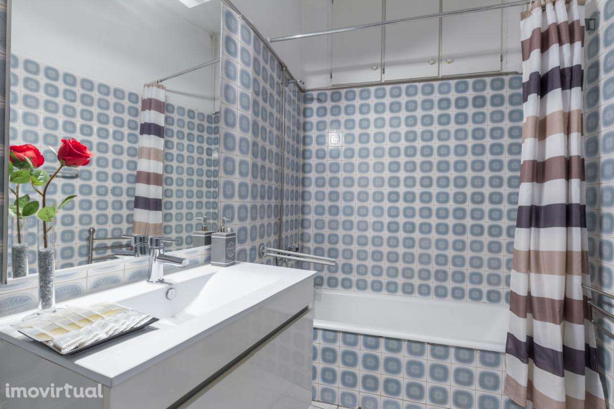 Apartamento com 3 quartos - localizado em Massarelos Porto - Grande imagem: 2/12