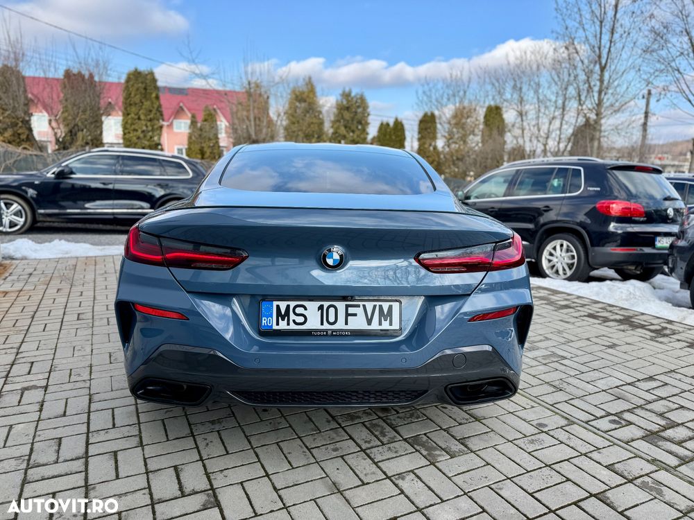 BMW Seria 8 - 10