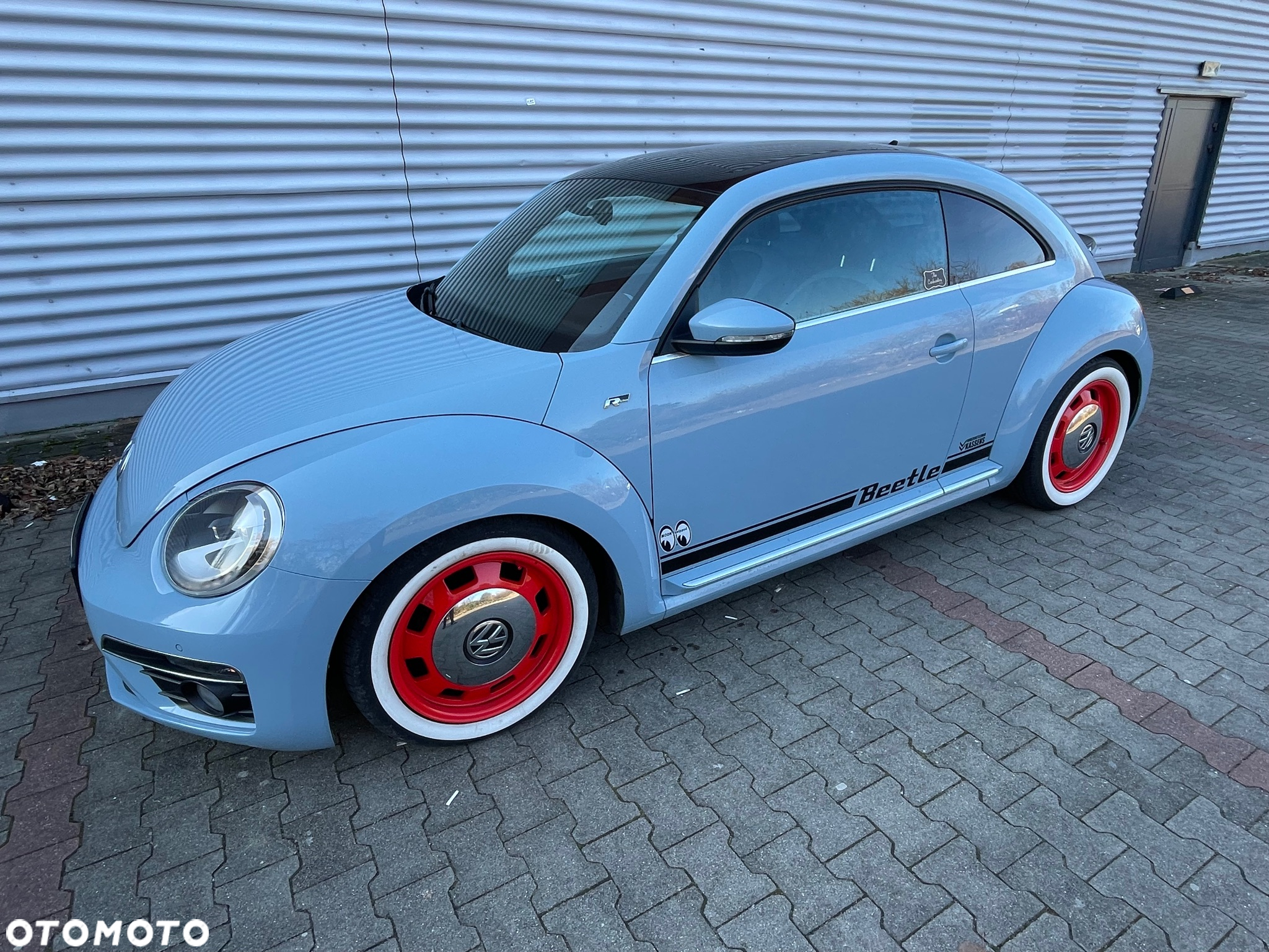 Volkswagen New Beetle - 2