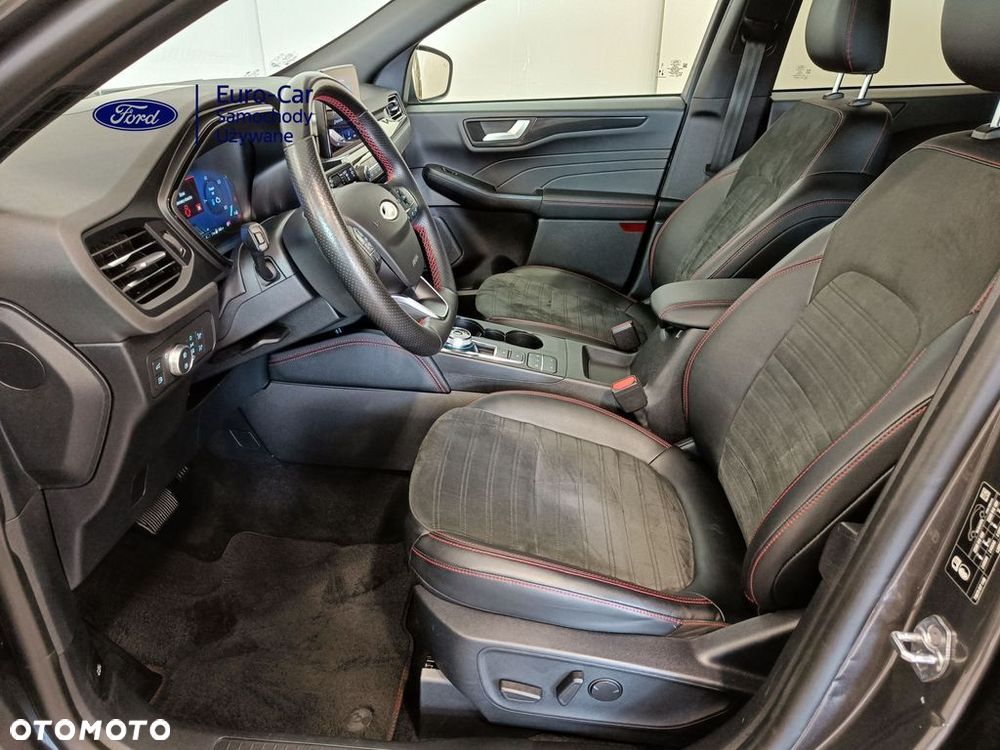Ford Kuga 2.5 Duratec PHEV ST-LINE X - 11