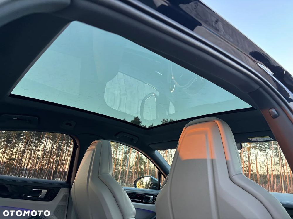 Porsche Cayenne Platinum Edition - 30