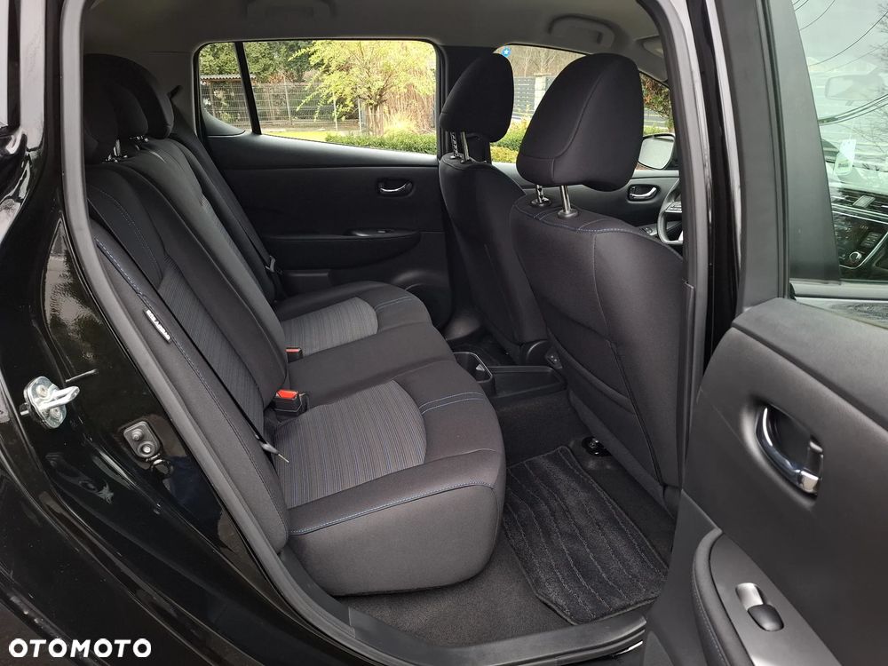 Nissan Leaf 40kWh Acenta - 14