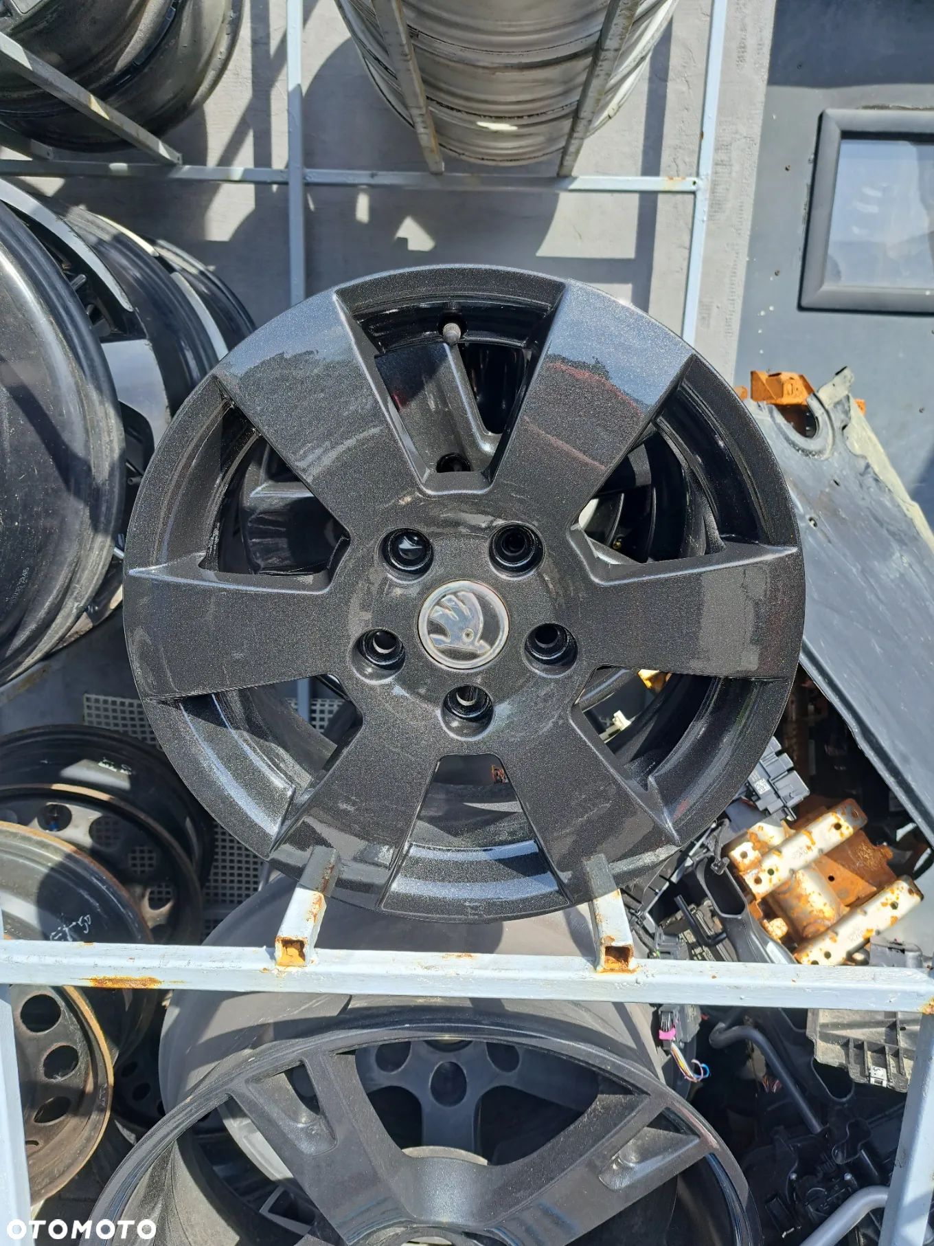 Alufelgi 15 cali 5x112 Skoda Octavia II Yeti Volkswagen Golf V VI Passat B6 - 1