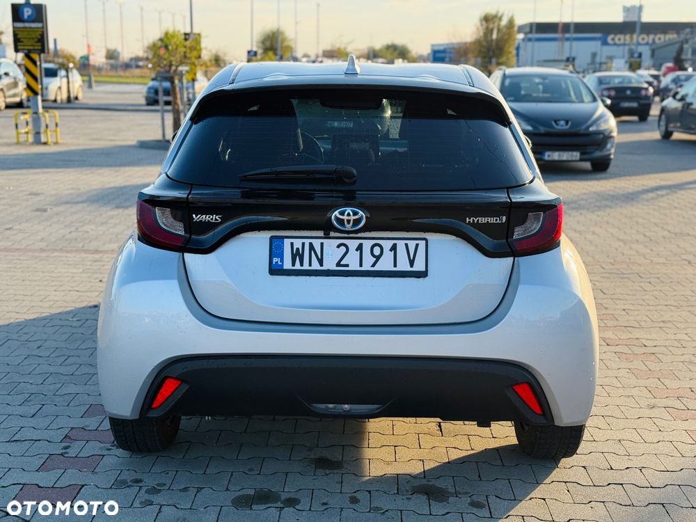 Toyota Yaris - 5