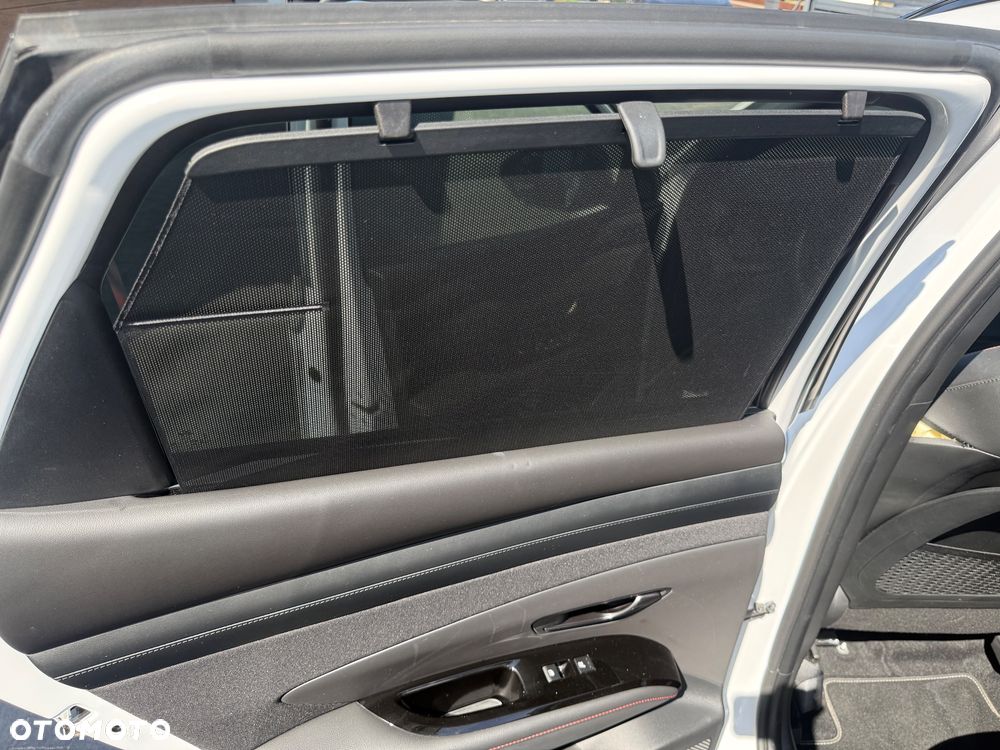 Hyundai Tucson 1.6 T-GDi HEV 2WD N Line - 24