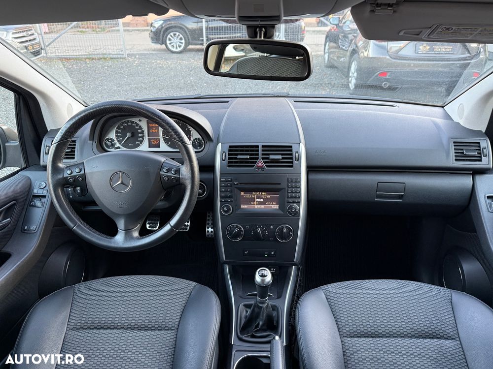 Mercedes-Benz A 170 BlueEFFICIENCY Avantgarde - 14