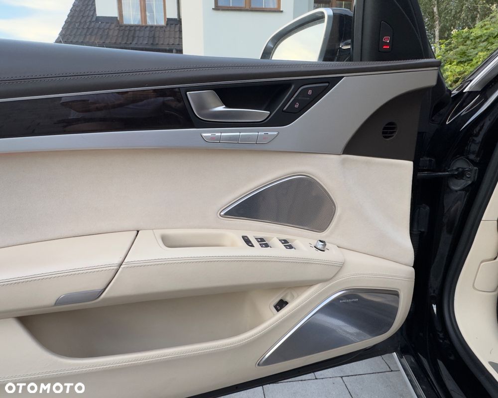 Audi A8 6.3 W12 FSI L Quattro - 15