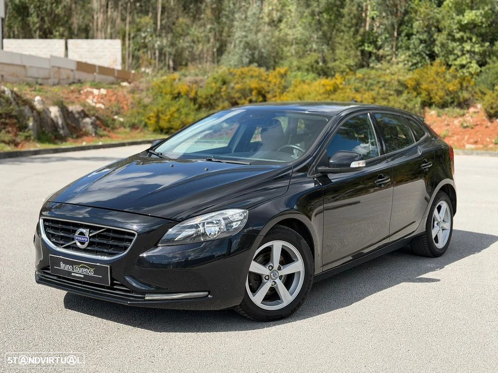 Volvo V40 D2 Momentum - 9