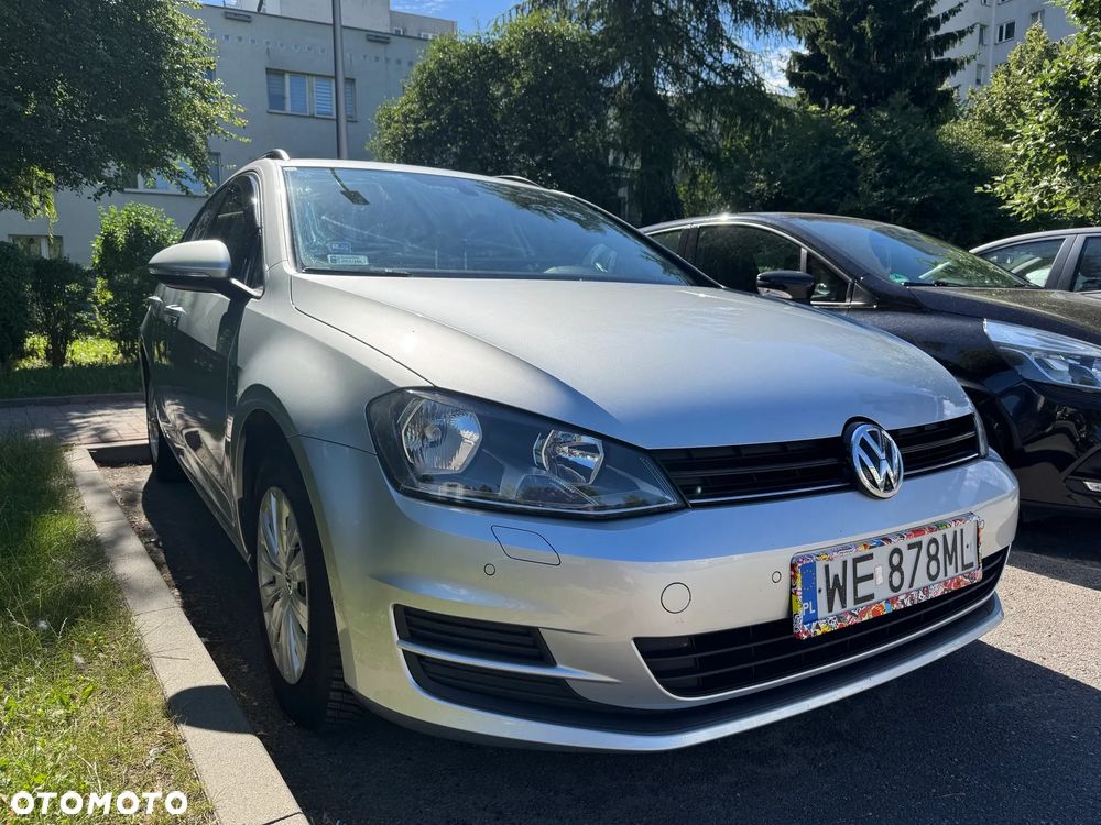 Volkswagen Golf 1.6 TDI BlueMotion Trendline - 4