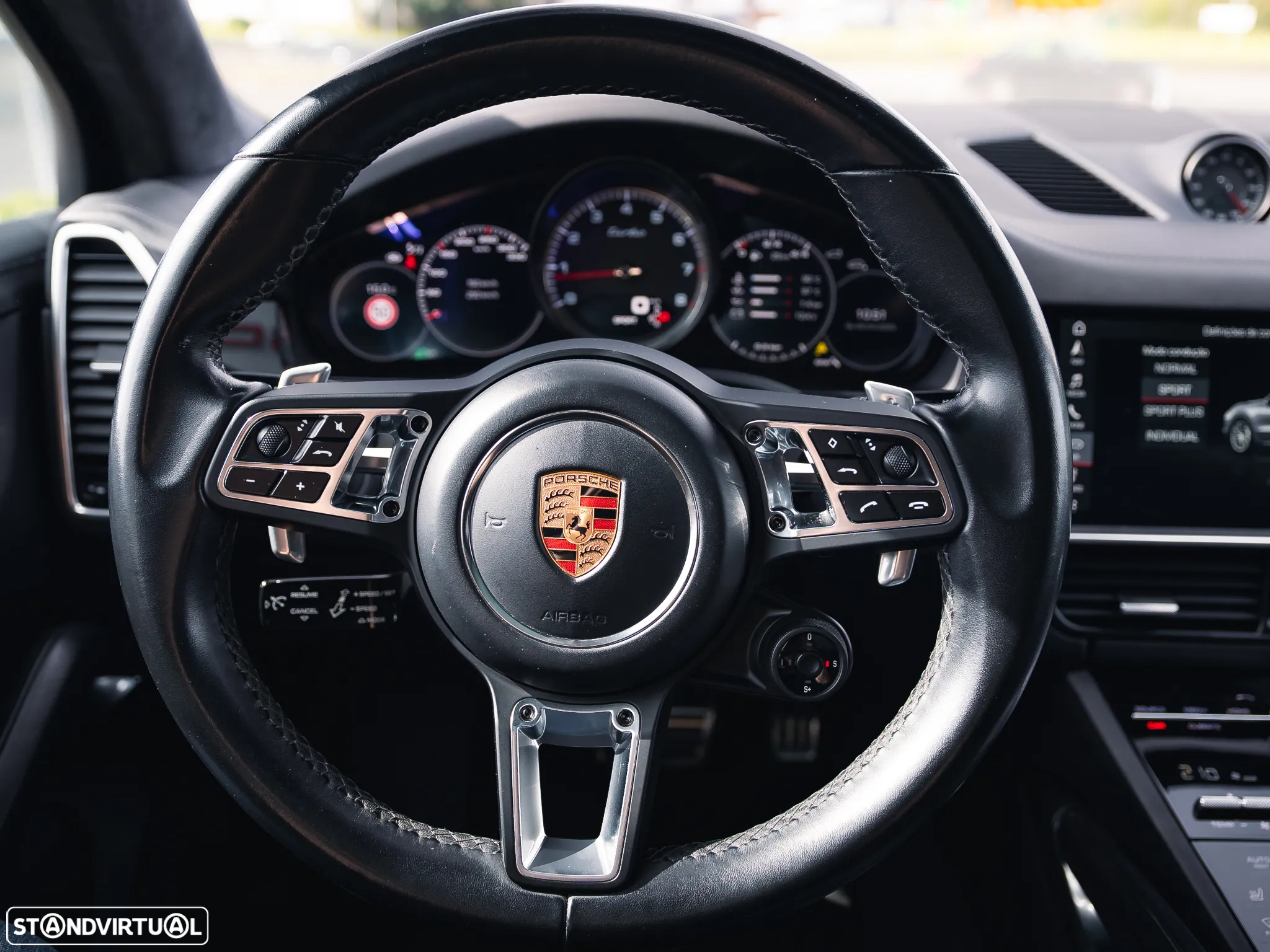 Porsche Cayenne Turbo - 13