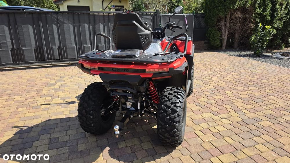 CFMoto CForce - 9
