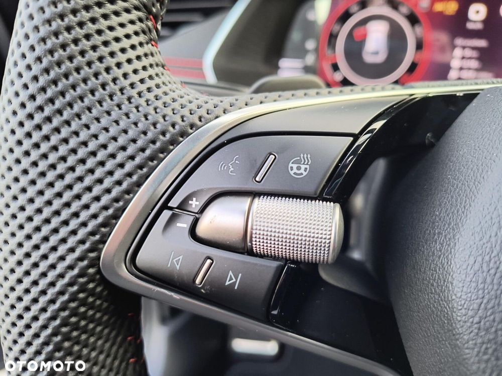 Skoda Octavia 2.0 TSI RS DSG - 30