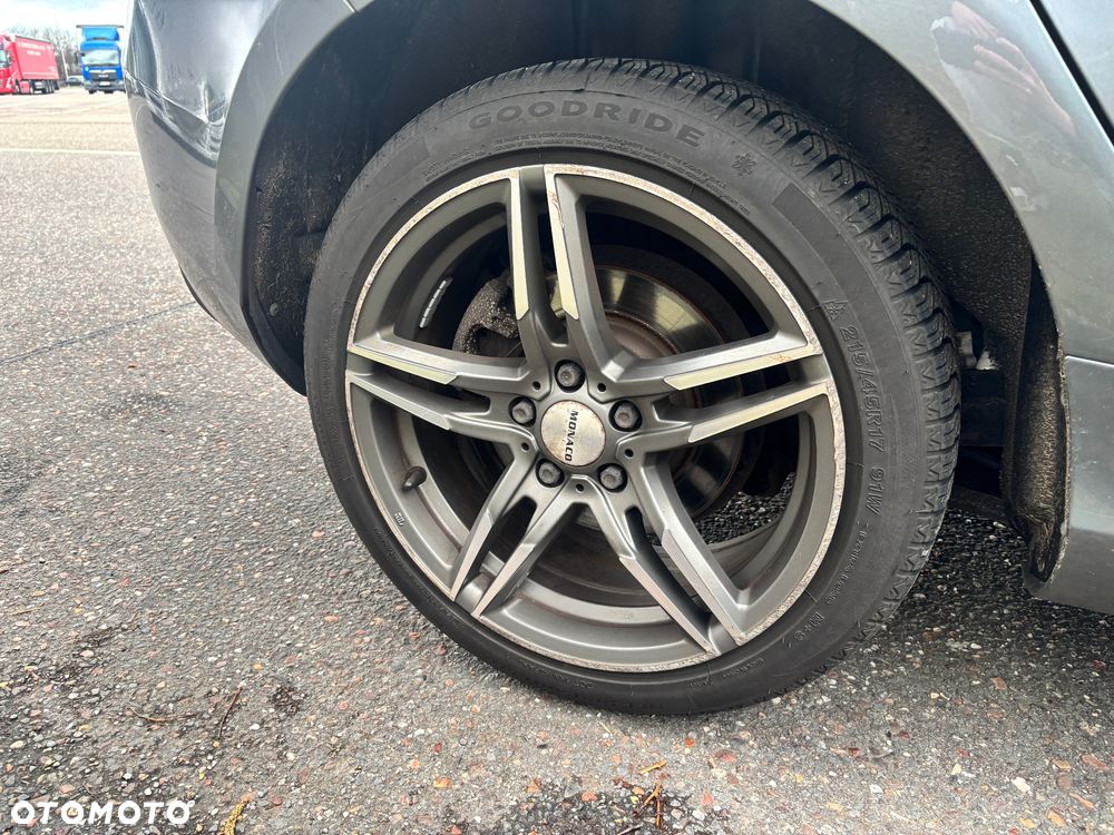 Volvo V40 D4 Drive-E Momentum - 13