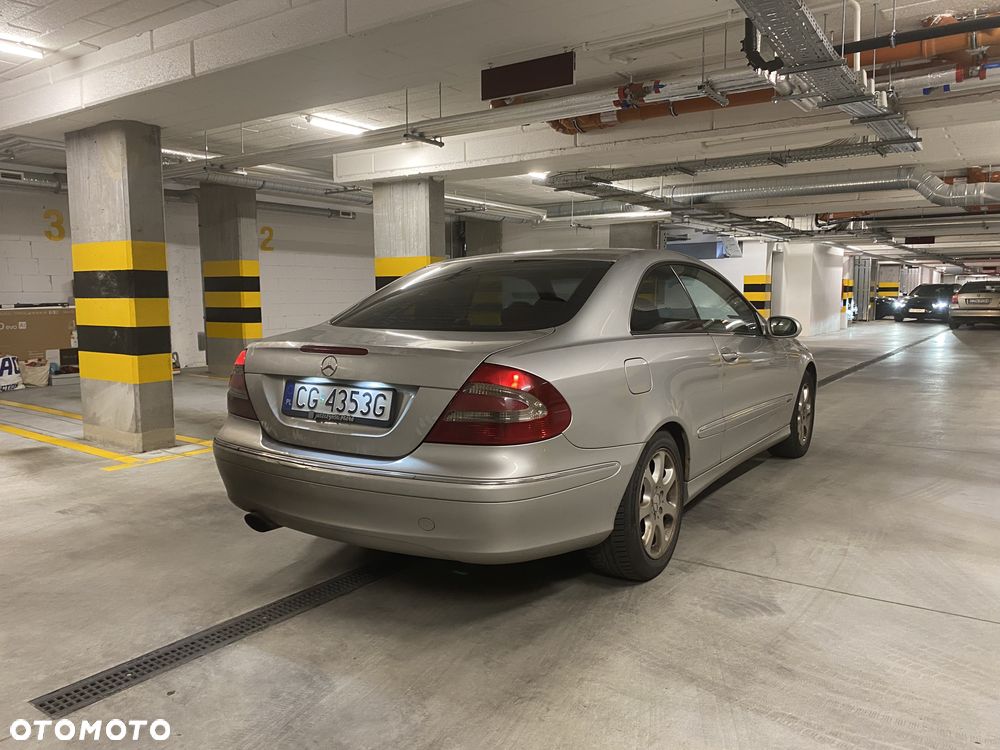 Mercedes-Benz CLK - 6