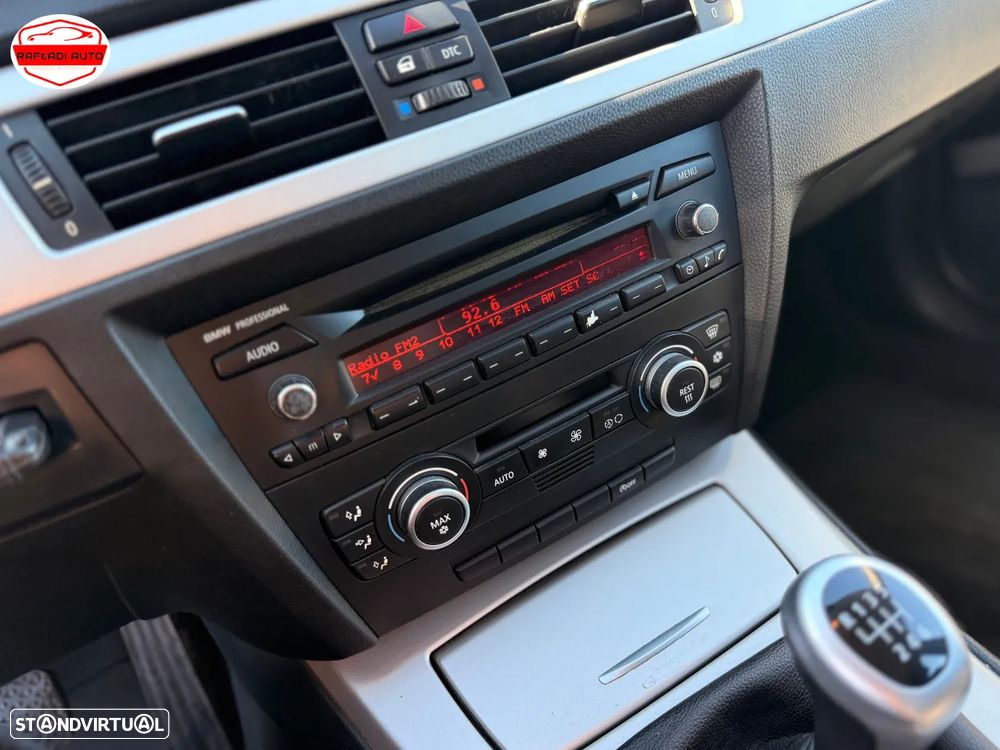 BMW 320 d - 17