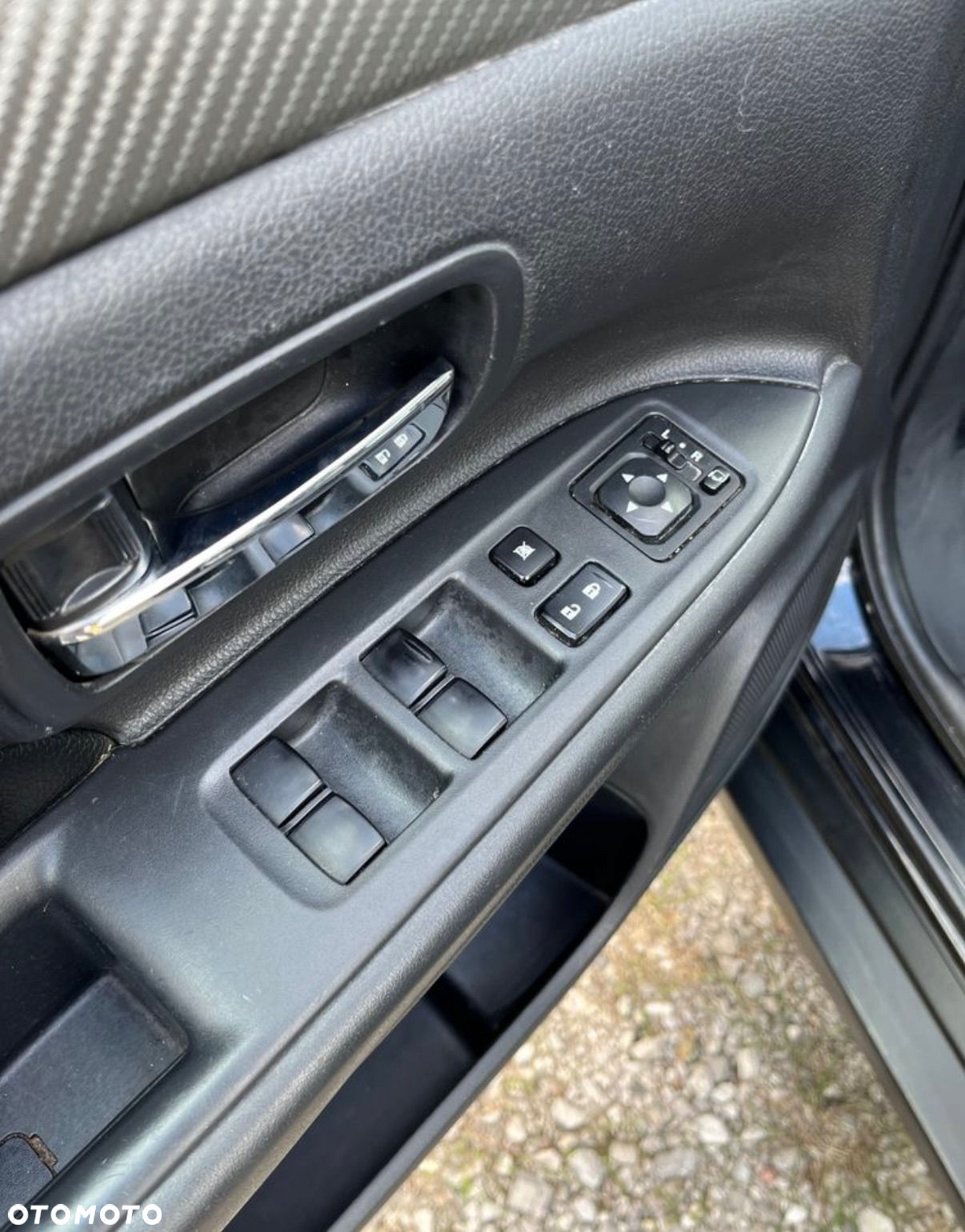 Mitsubishi Outlander 2.2 DI-D 4WD Instyle - 22