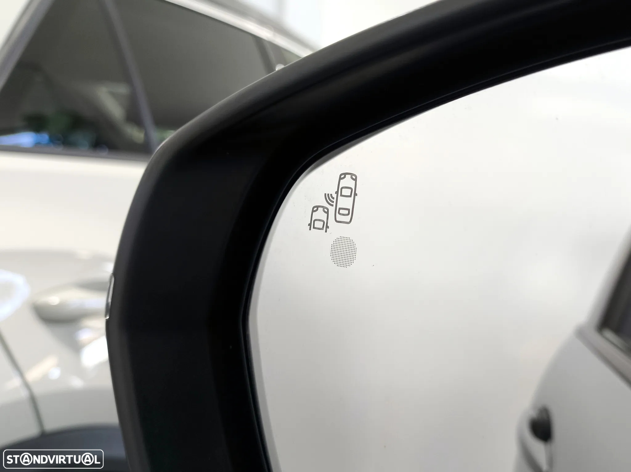 Peugeot 3008 1.6 Hybrid Allure Pack e-EAT8 - 31