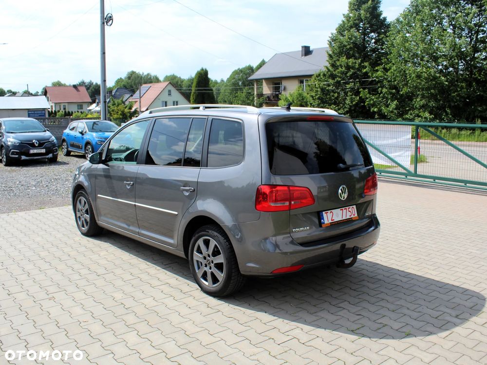 Volkswagen Touran 2.0 TDI DPF Highline DSG - 4