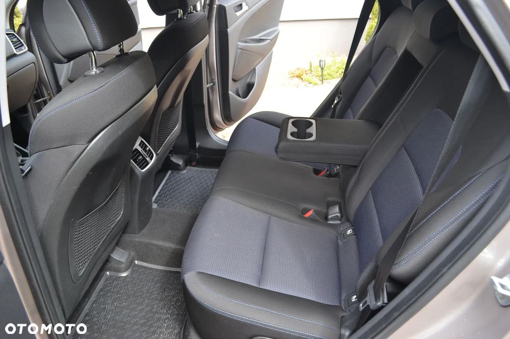 Hyundai Tucson blue 1.7 CRDi 2WD Advantage - 28