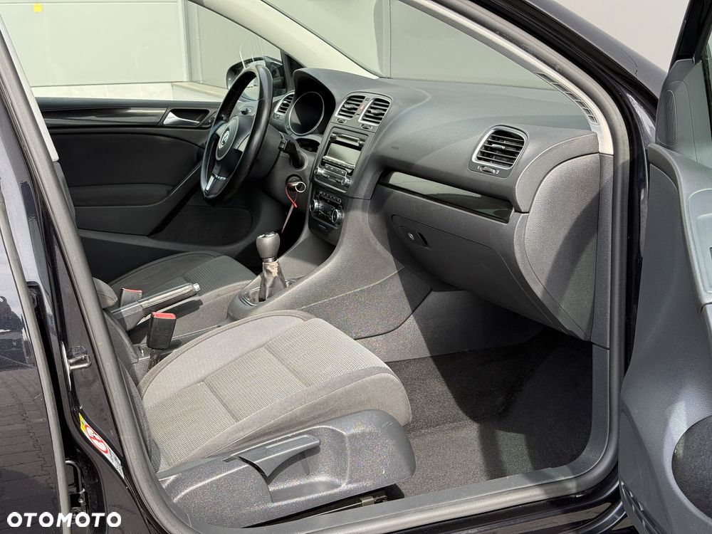 Volkswagen Golf 2.0 TDI Comfortline - 29