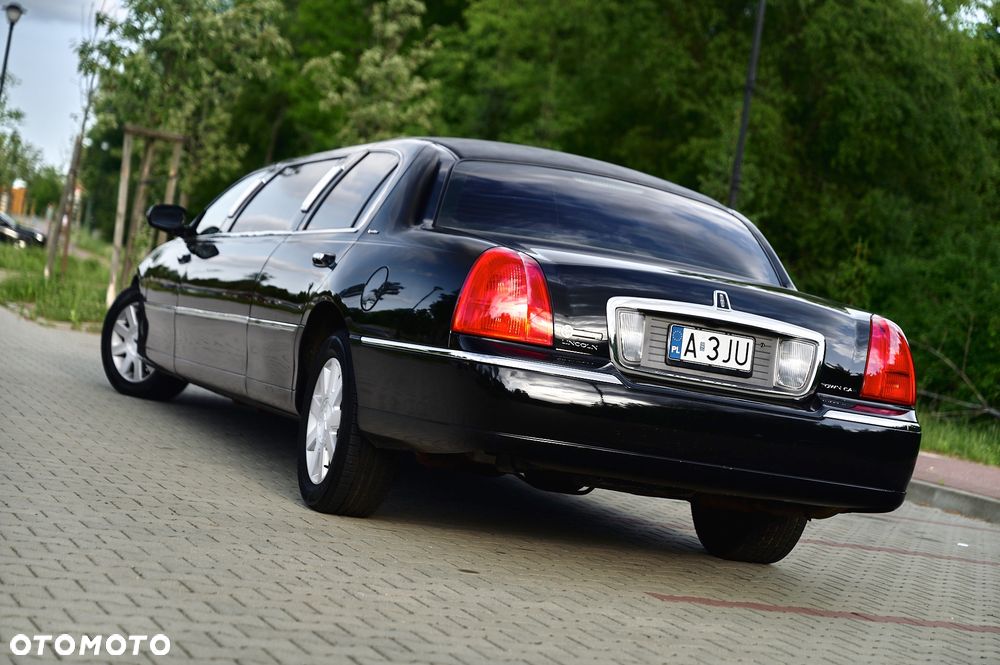 Lincoln Town Car 4.6 Executive - 7