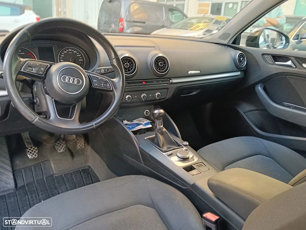 Audi A3 Limousine 1.6 TDI Sport - 27