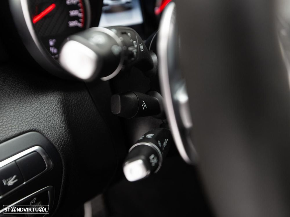 Mercedes-Benz C 63 AMG S - 30