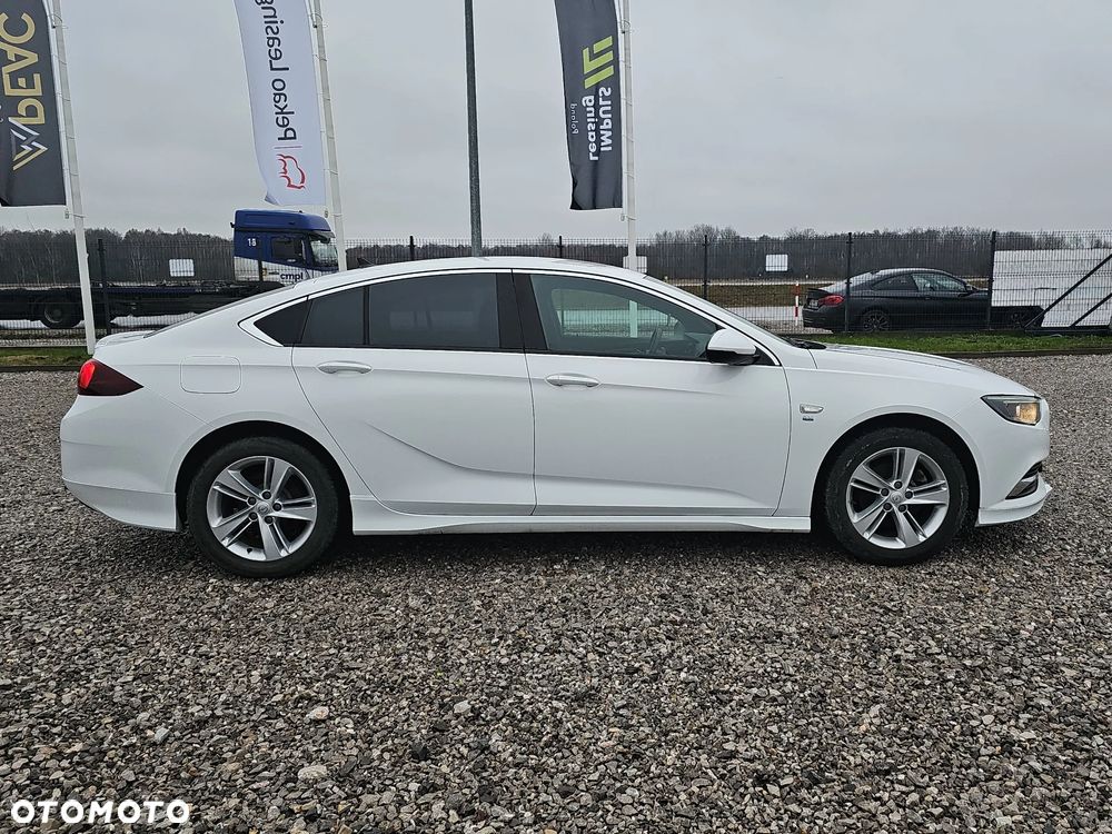 Opel Insignia 1.5 T Innovation S&S - 4