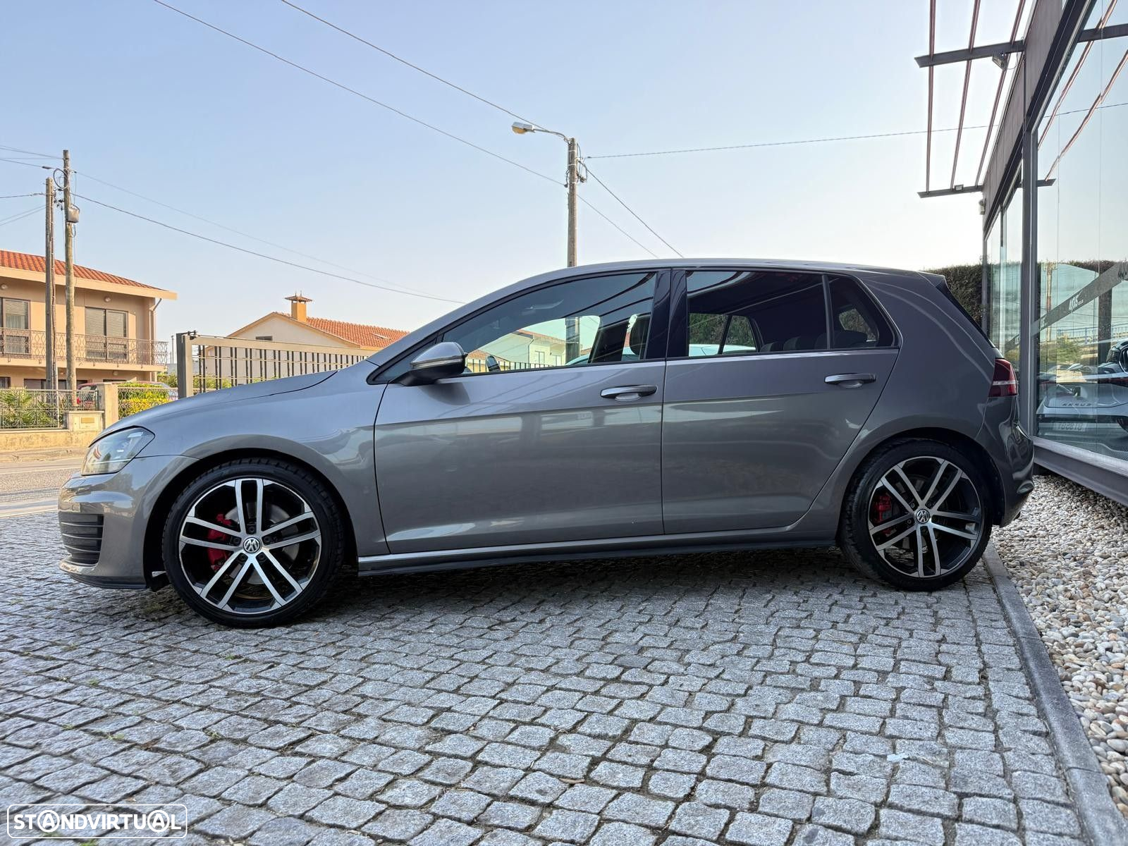 VW Golf 2.0 TDi GTD DSG - 6