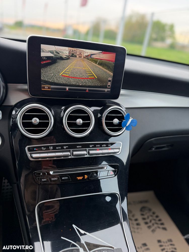 Mercedes-Benz GLC Coupe 250 d 4Matic 9G-TRONIC AMG Line - 9