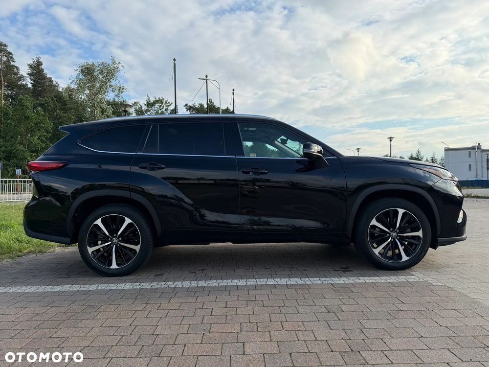 Toyota Highlander 2.5 Hybrid Executive - 7