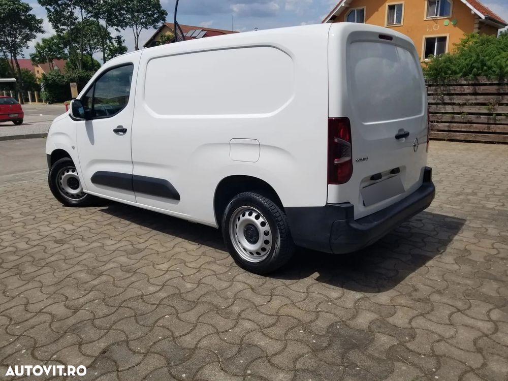 Opel Combo 1.2 L2H1 Start/Stop Edition XL - 33