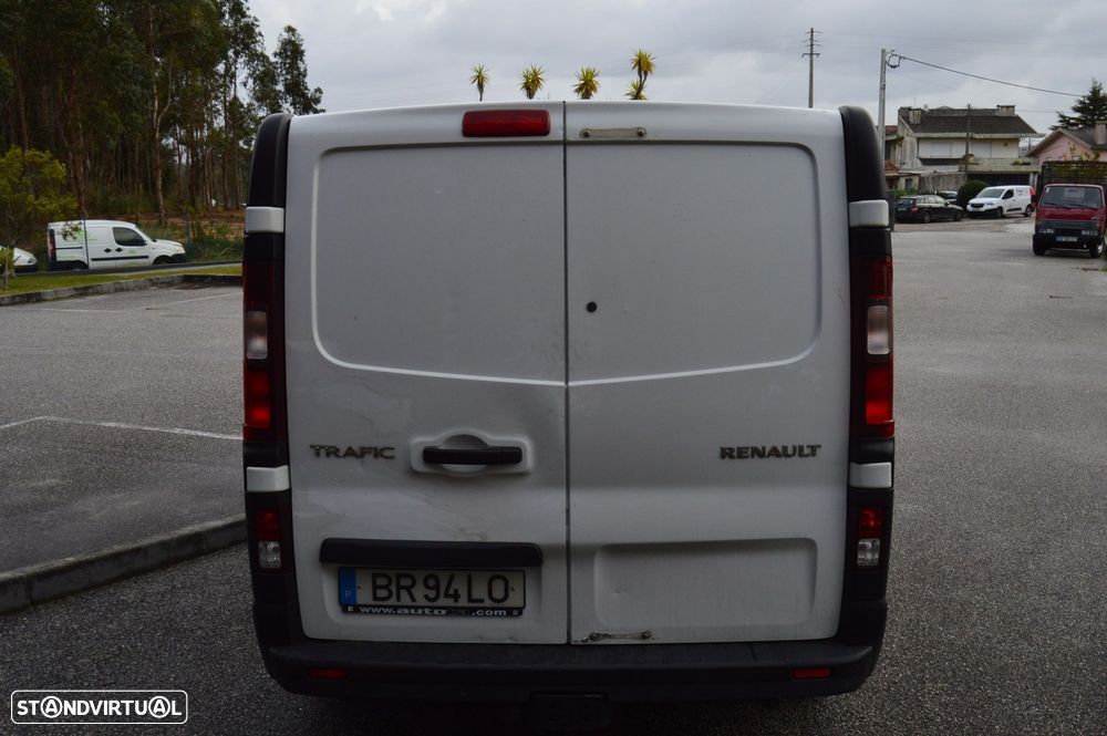 Renault Trafic Outro - 4