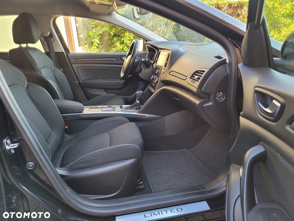 Renault Megane ENERGY TCe 140 EDC LIMITED - 19